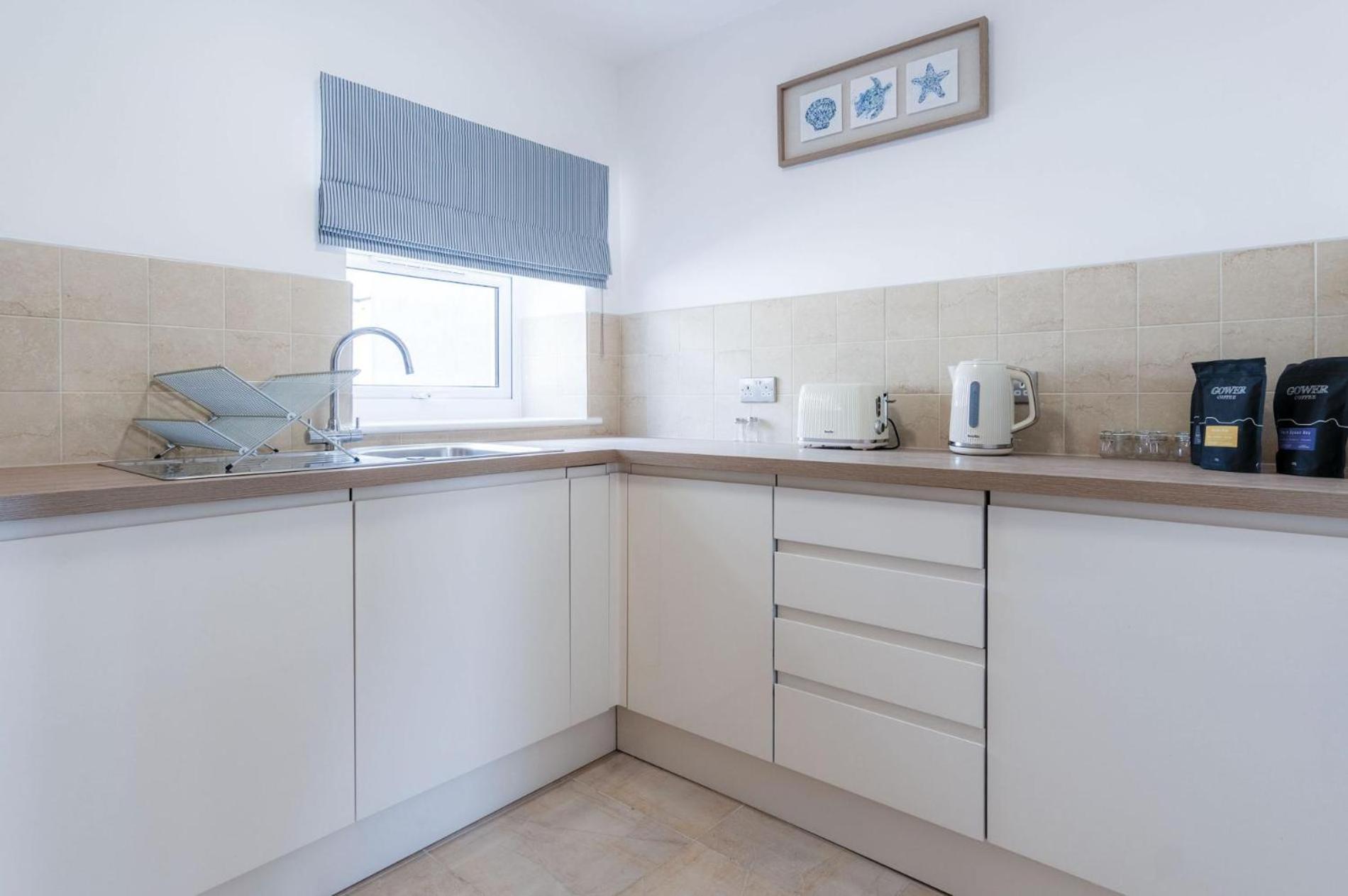 Haven View - 2 Bedroom Apartment - ミルフォード・ヘブン エクステリア 写真